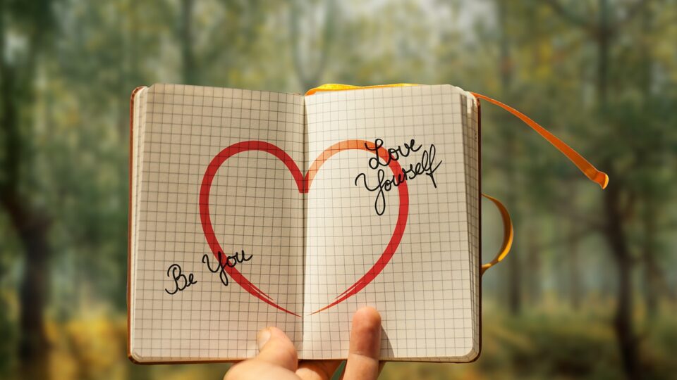 Die Kunst der Selbstliebe: Wie Selbstakzeptanz zu mehr Freiheit führt