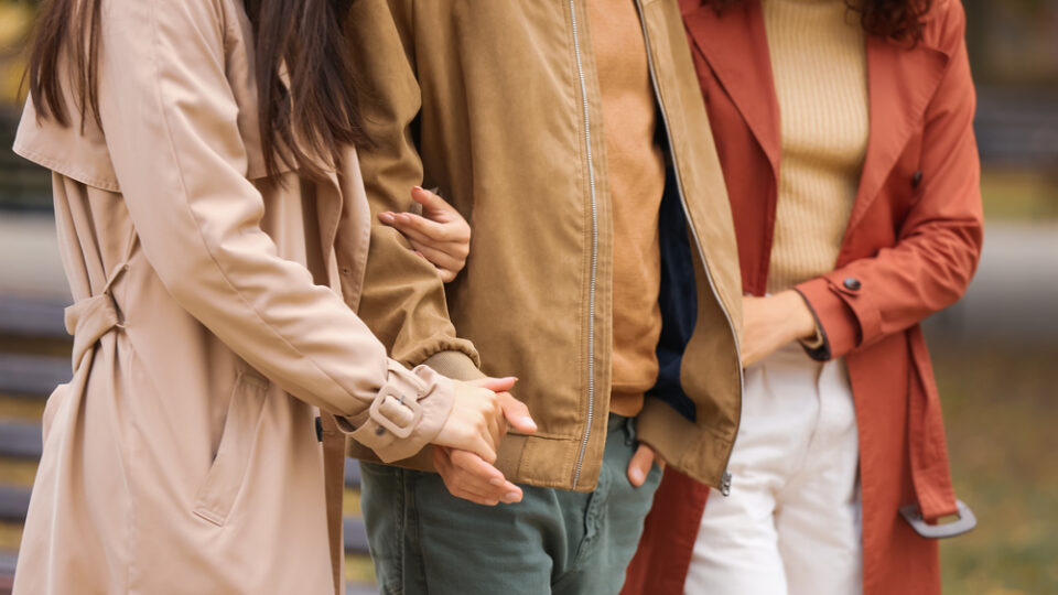 Polyamorie verstehen: Liebe ohne Grenzen oder Beziehung mit Regeln?