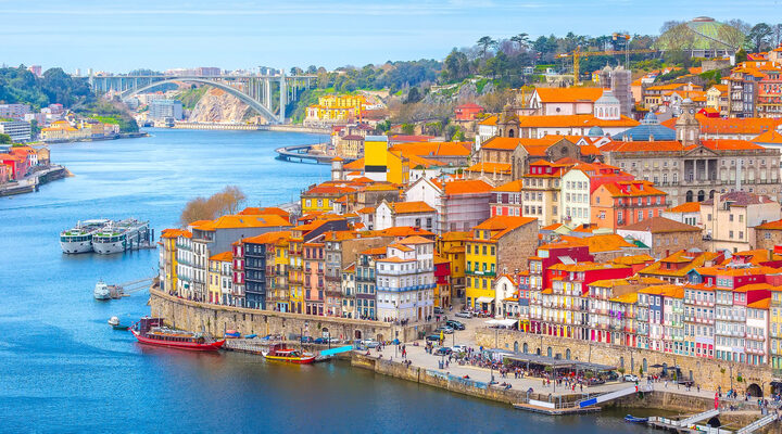 Roadtrips mit dem Truck durch Südeuropa – Abenteuer zwischen Spanien, Portugal und Italien